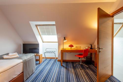 Best Western Terminus Hotel - image 13
