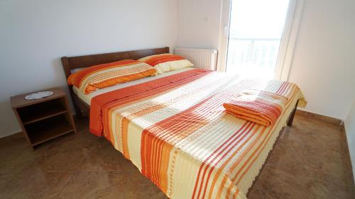  Apartments Kata in Gornji Karin