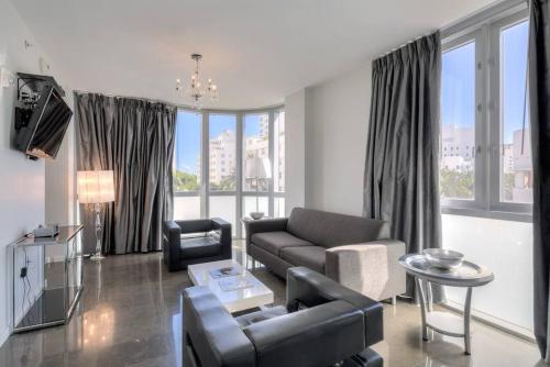 Luxury Boutique Suite Collins Ave