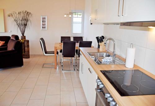 Ferienwohnung Ostseebad Goehren mi - image 2