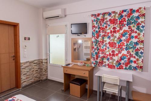 Nikos Apartments - image 2