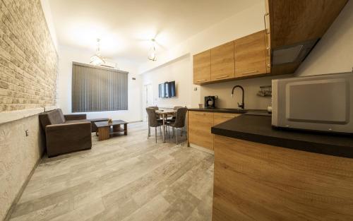 Sofia Downtown Life Apartment