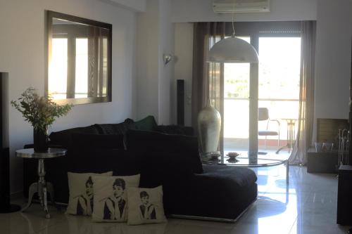  Stylish Luxury Apartment in Iraklio