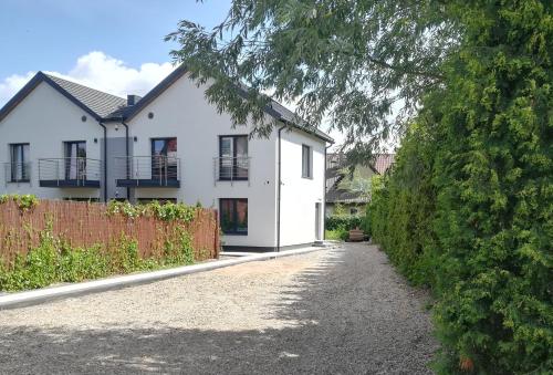 Entrada, Apartamenty Maki in Olszynka Wielka