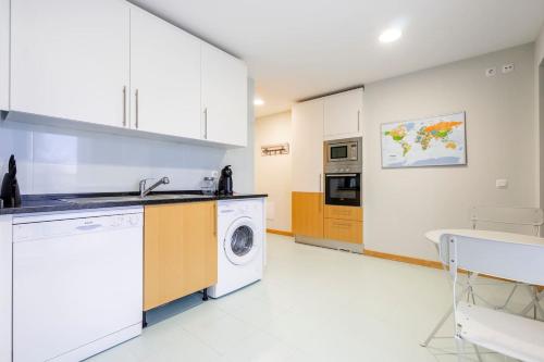  Lux Apartment W/Pool Relax House Algarve in Olhão