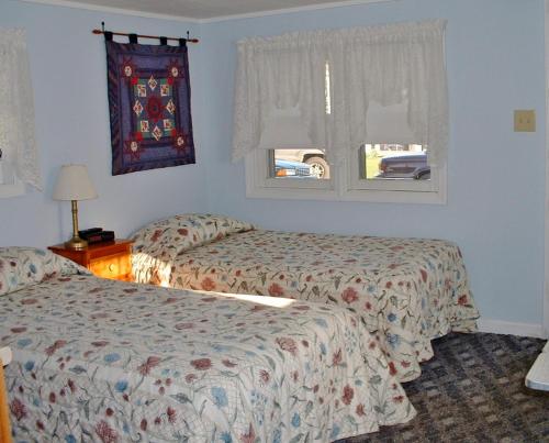 Country Vacation Cottages - image 7