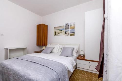 Seaside holiday house Stupin Celine, Rogoznica - 6096, Rogoznica (photo 9)