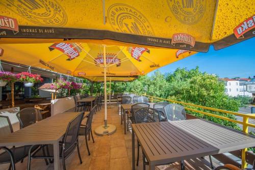  Triple Room Starigrad 17698a in Starigrad-Paklenica