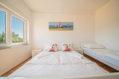  Triple Room Starigrad 17698b in Starigrad-Paklenica