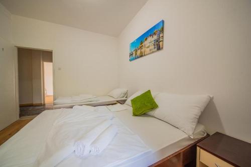  Triple Room Starigrad 17698g in Starigrad-Paklenica