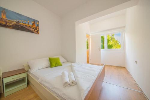  Triple Room Starigrad 17698h in Starigrad-Paklenica