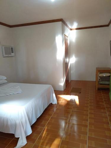 Gold Star Inn in Siquijor Island