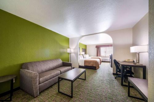 Quality Suites San Antonio