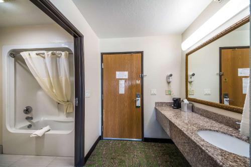 Quality Suites San Antonio