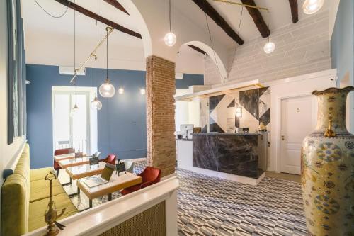 Előcsarnok, The Duomo House by House In Naples near Pio Monte della Misericordia