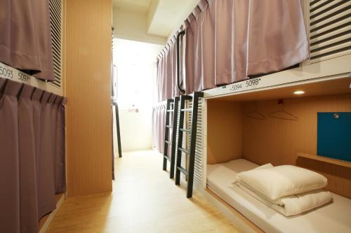 Bunk Bed in Female Dormitory Room   image 7