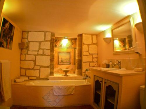 Un Patio en Luberon – Ansouis, UT