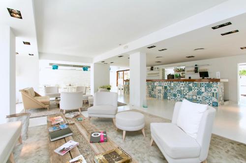 Hotel Zhero - image 13