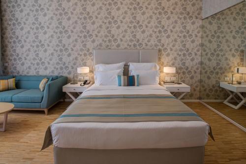 لانكستر إيدن باي لانكستر إيدن باي