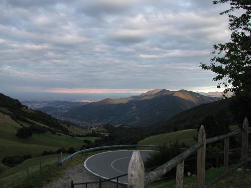 View, Mirabilia in Adrara San Rocco