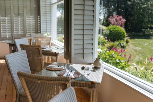 Restaurant, The Rosevine in Truro