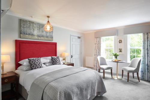 Burnham Beeches Hotel - image 10