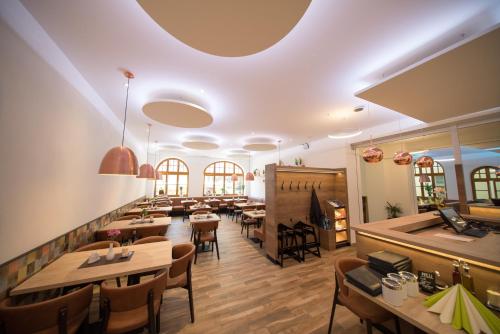 restavracija, Hotel PIAZZA in Altstadt