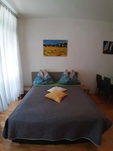  The White Apartment in Wien