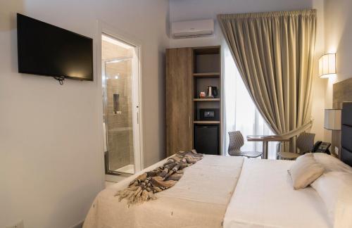 Standard Single Room image 10