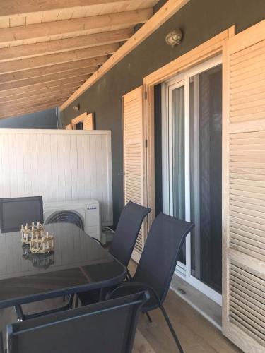 MILOS HOUSE - image 7