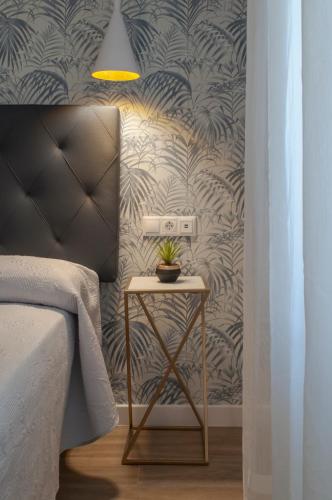 One-Bedroom Apartment image 9