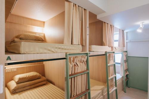 Muan Hostel Room Type - 6-Bed Mixed Dormitory Room