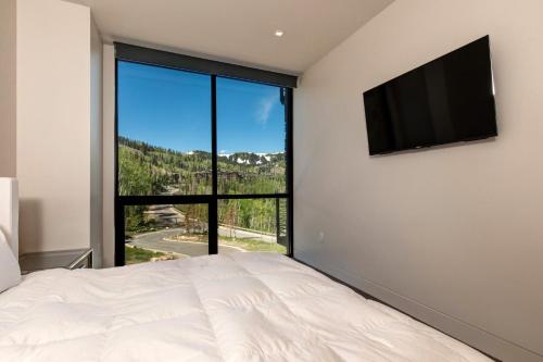 Ski-In/Ski-Out One Empire Pass - 2 Bed 3 Bath Apartment in Deer Valley Resort - Park City - image 3