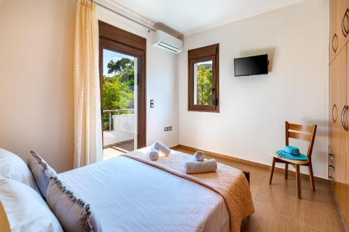  Relax with beautiful view in Melissouryíon
