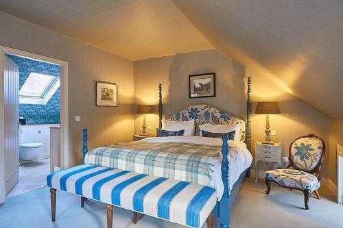Suite, river view