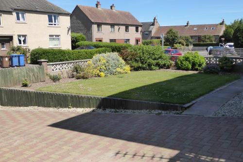 Tom Morris Drive - image 7