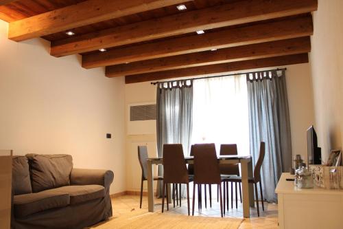 L'Atelier du Temps - Les Greniers Appartements 5