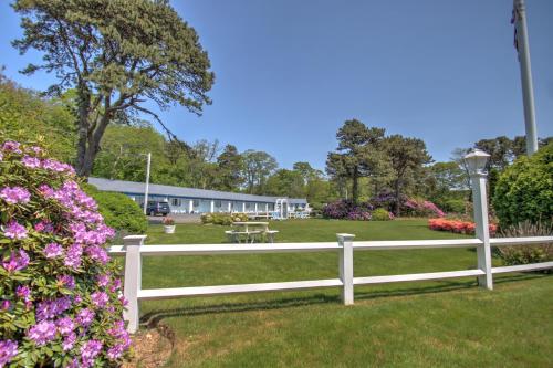 Sandy Neck Motel - image 3