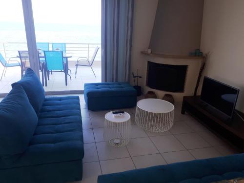  Vrachati Sea Front House in Káto Ássos