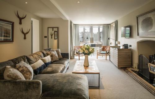 The Painswick – Painswick