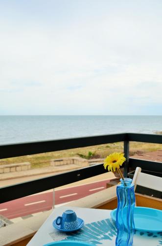 IzzHome Bella Vista