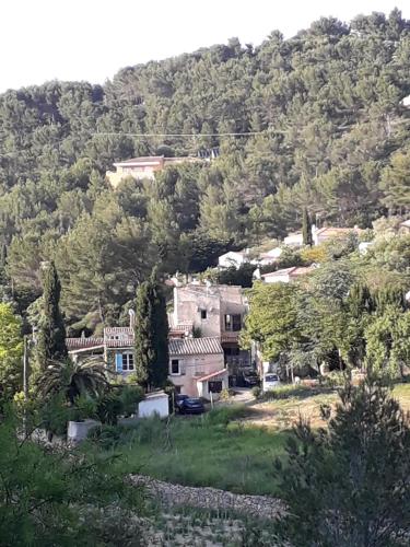 BANDOL Maison de Campagne - Location saisonnière - Bandol