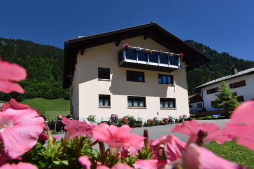  Landhaus Juritsch, Unterkunft in Klösterle am Arlberg