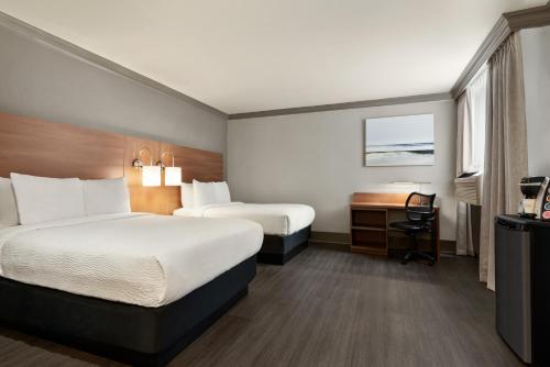 Days Inn by Wyndham Vancouver Downtown