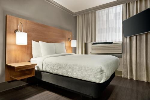 Days Inn by Wyndham Vancouver Downtown