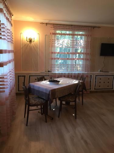 Apple Tree Family Home (ECO)