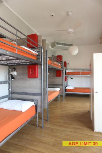 Jammin' Hostel & Bar Rimini - image 5