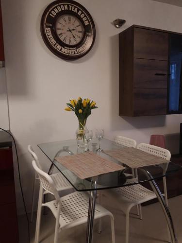 CHERRY APARTAMENT W ŚCISŁYM CENTRUM, Varšava (fotografie 4)