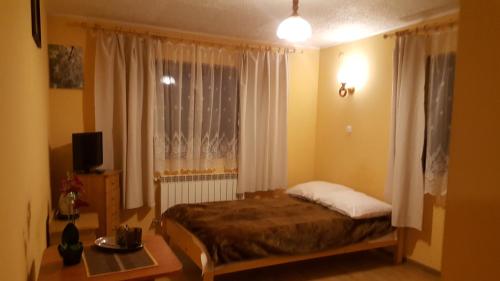 Double Room image 10
