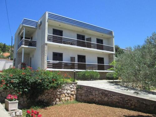 Apartment Tisno 17716b - image 2